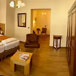 Haus Hohenzollern & Haus 'ambiente Bad Bertrich