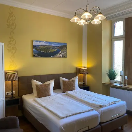 Haus Hohenzollern & Haus 'ambiente באד ברטריך