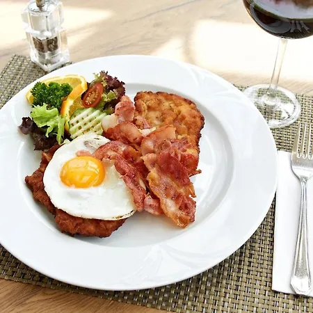 Haus Hohenzollern & Haus 'ambiente Hotel Bad Bertrich