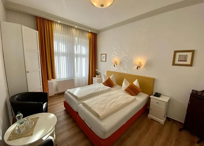 فندق Haus Hohenzollern & Haus 'ambiente 3*